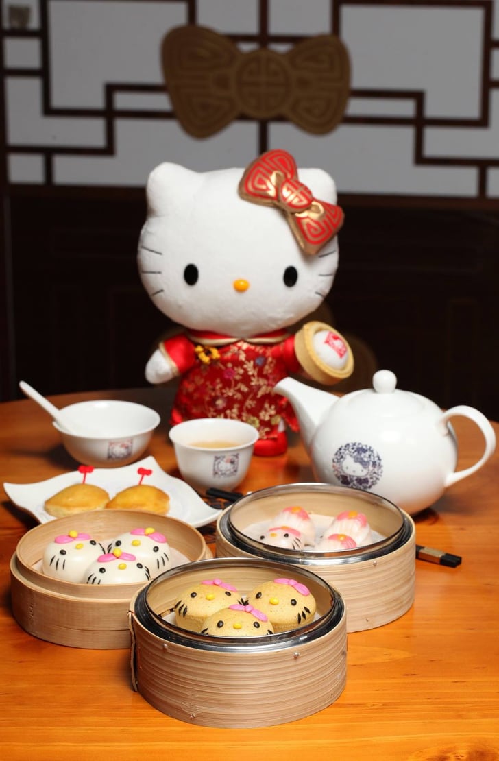 Hello Kitty Tea Party 16 Piece Kit