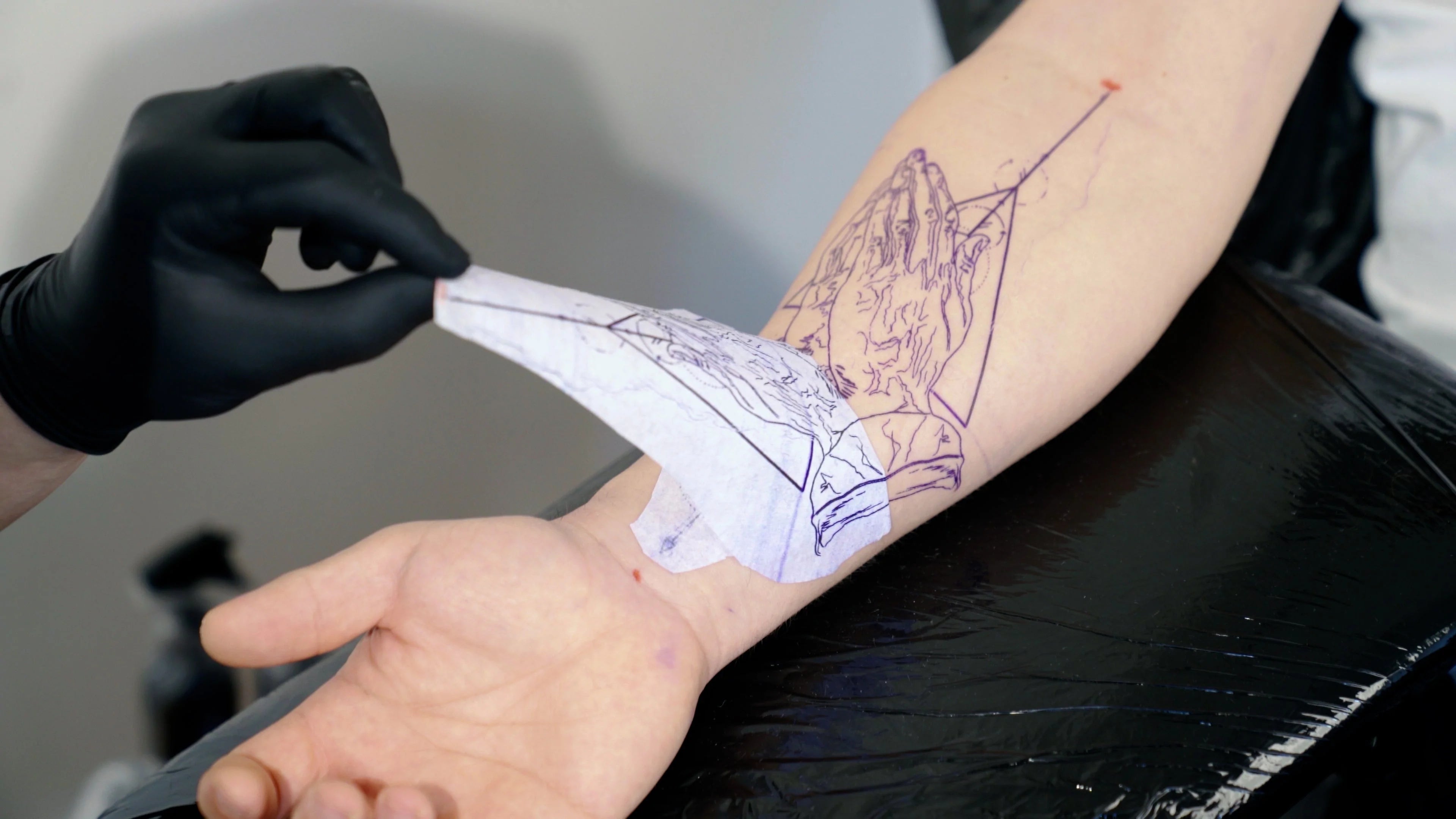 How To Tattoo Creating Applying A Stencil Youtube