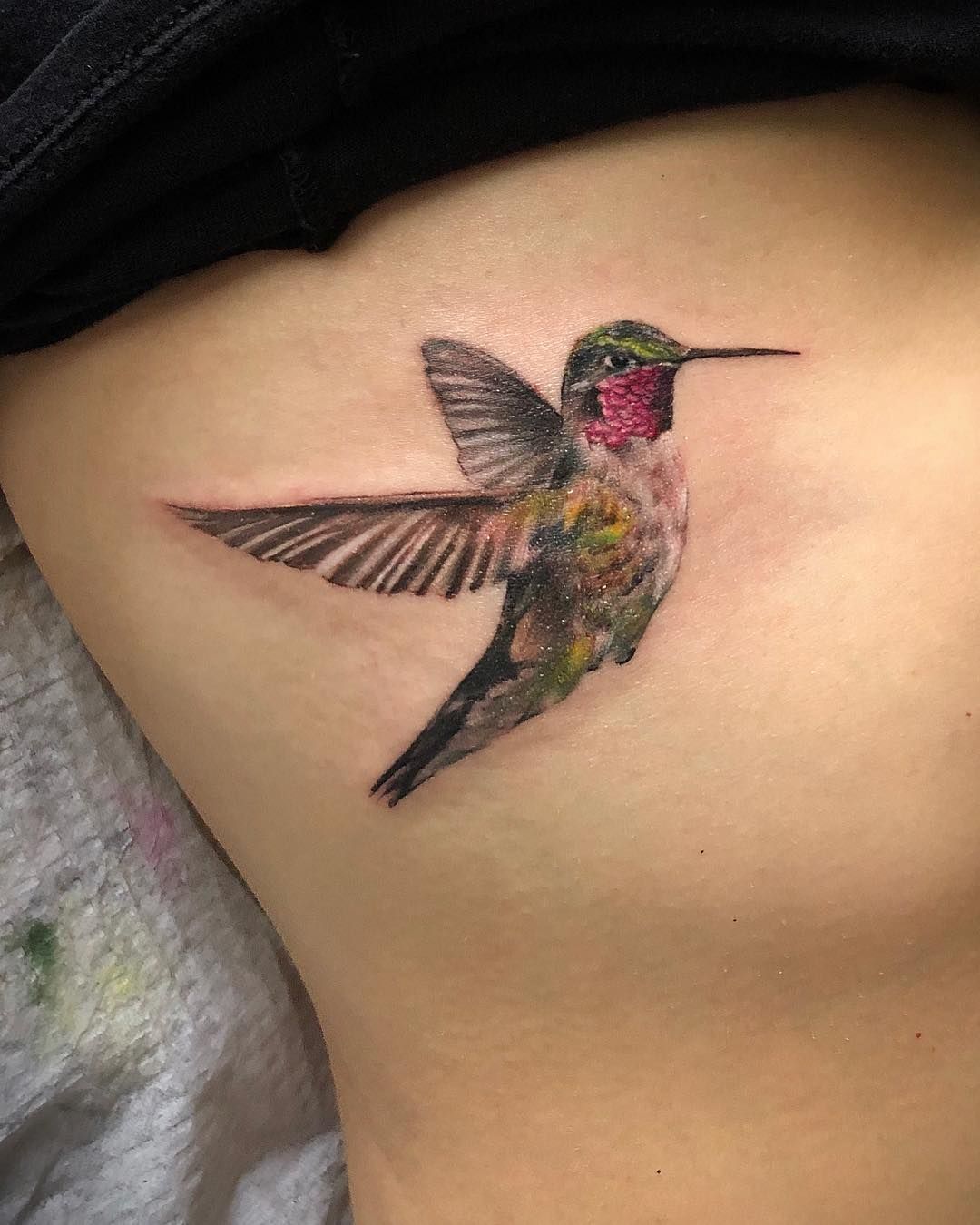 5 Stunning Hummingbird Tattoo Ideas in Black and White