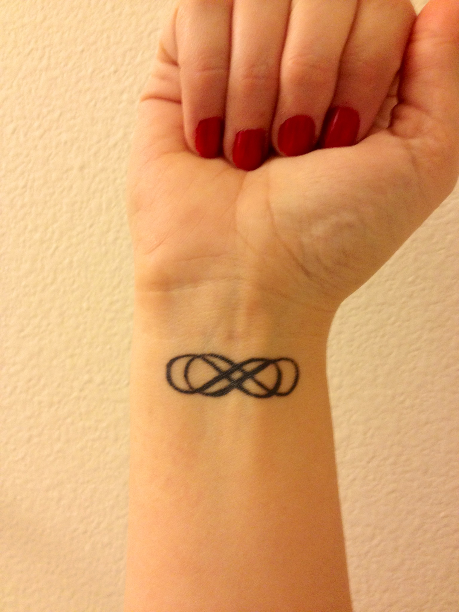 10 Stunning Infinity Tattoo Ideas for Women