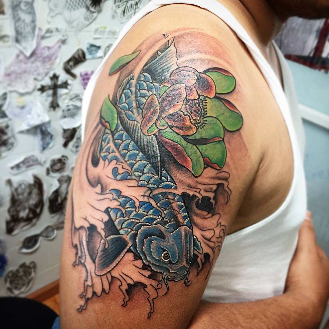 Koi Tattoo By Ross Byfield Pez Koi Tattoo Koi Tattoo Sleeve Goldfish