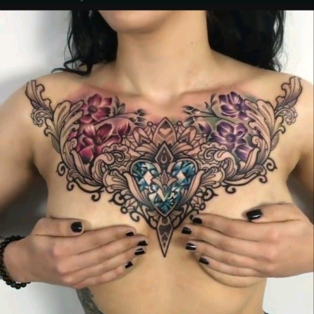 5 Must-See Designs for Ladies Chest Piece Tattoos