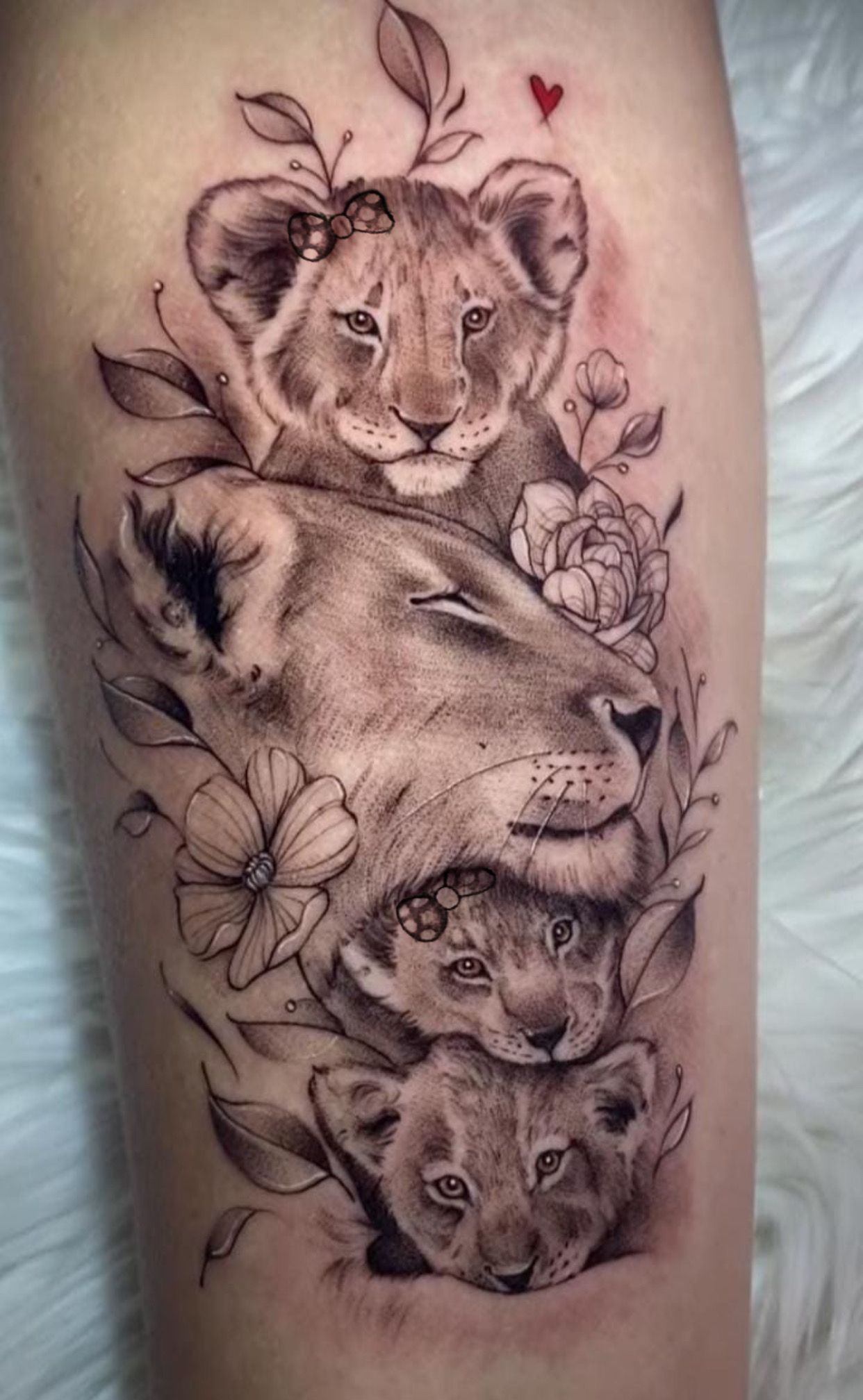 Lion Lioness Tattoo Designs For Woman Tattoomenu