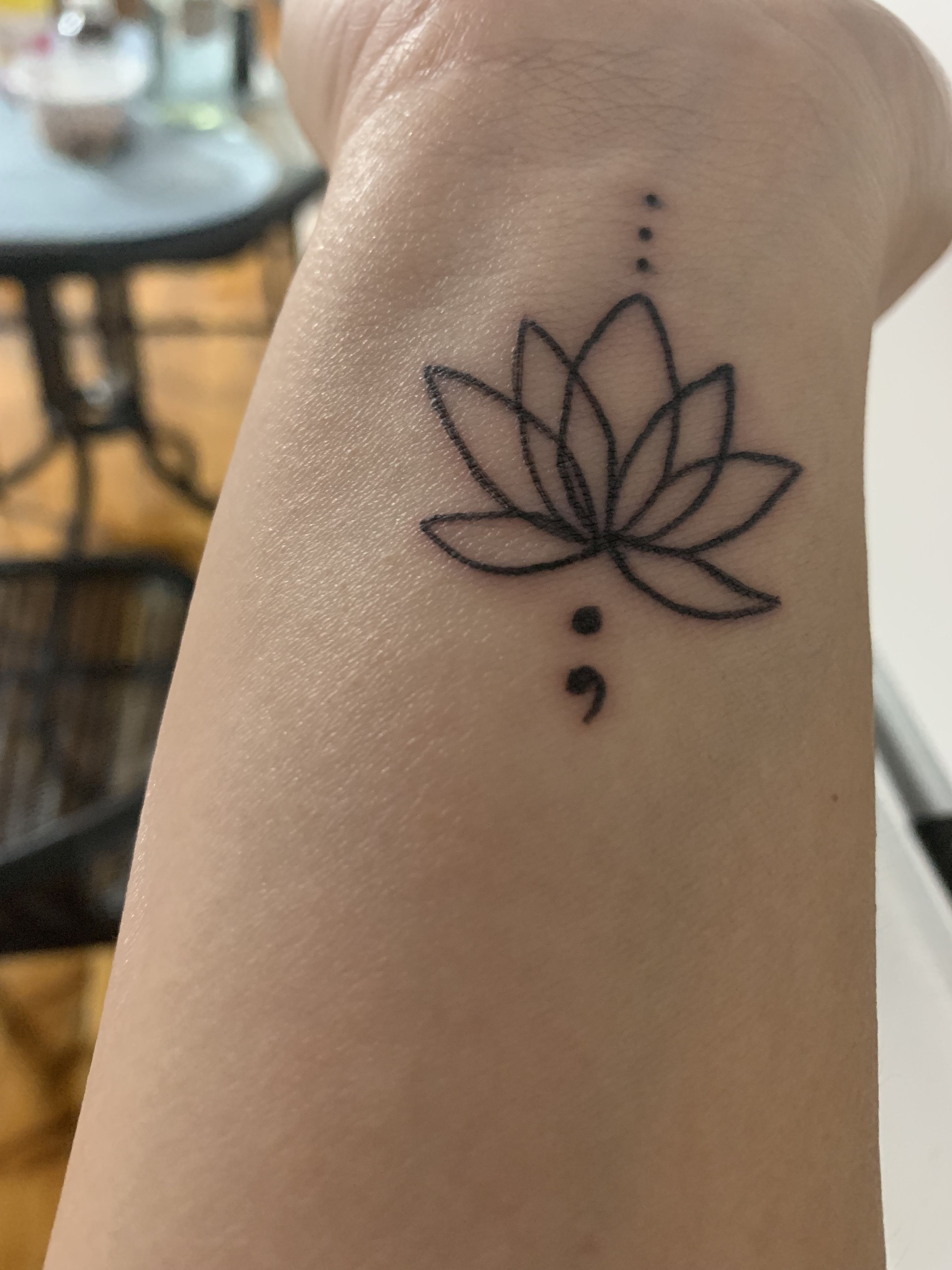 7 Stunning Lotus Tattoo Ideas for Minimalists