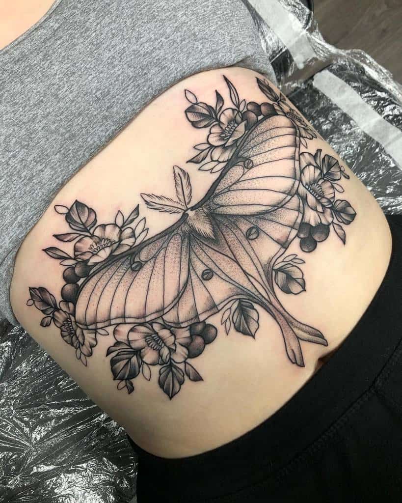 Lunar Moth With Crescent Moon Back Tattoo B Amp W Moth Tattoo Moth Tattoo Design Luna Moth Tattoo