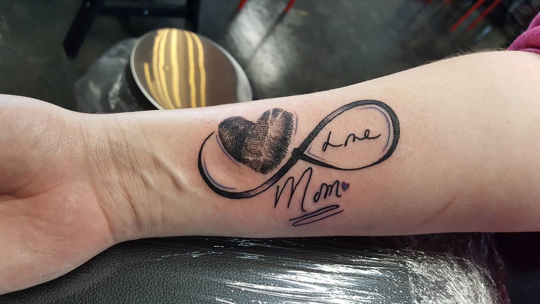 10 Unique Memorial Fingerprint Tattoo Ideas You'll Love