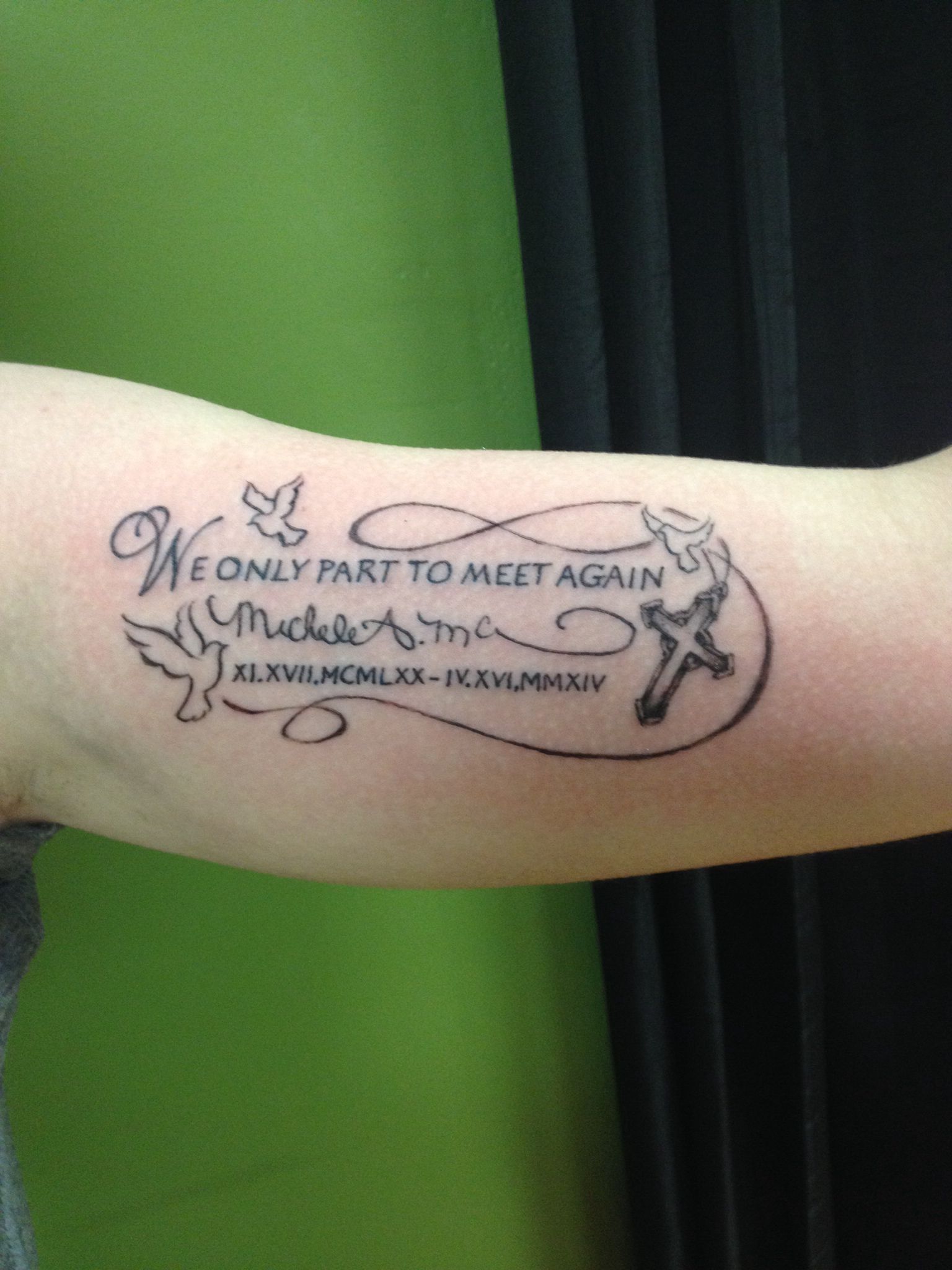 15 Heartfelt Memorial Tattoo Ideas For Mom