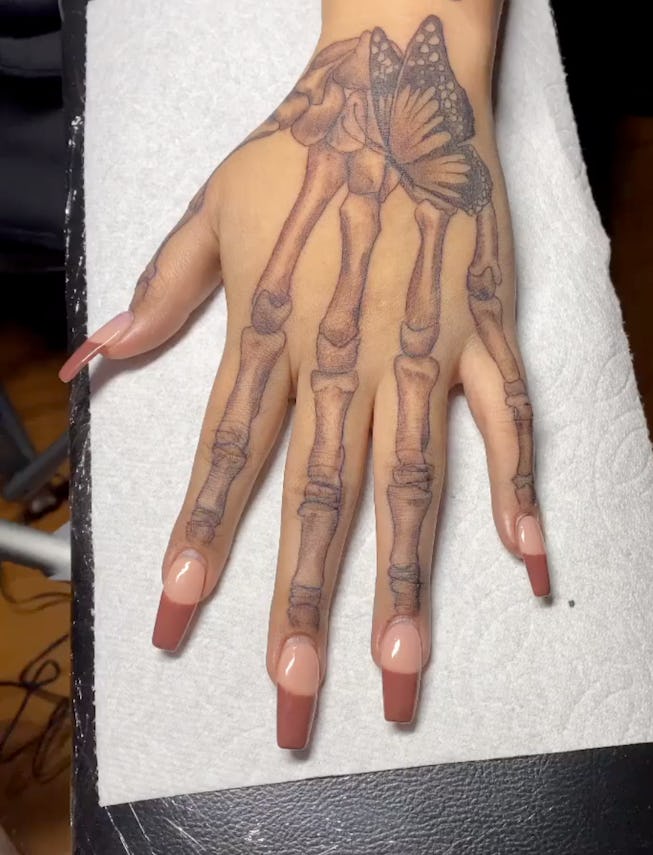 Nice Skeleton Hand Tattoo Ideas Inofashionstyle Com