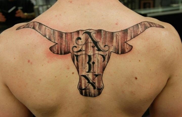 Pin By Peter Macias On Texas Hook Em Longhorns Skull Tattoo Longhorn