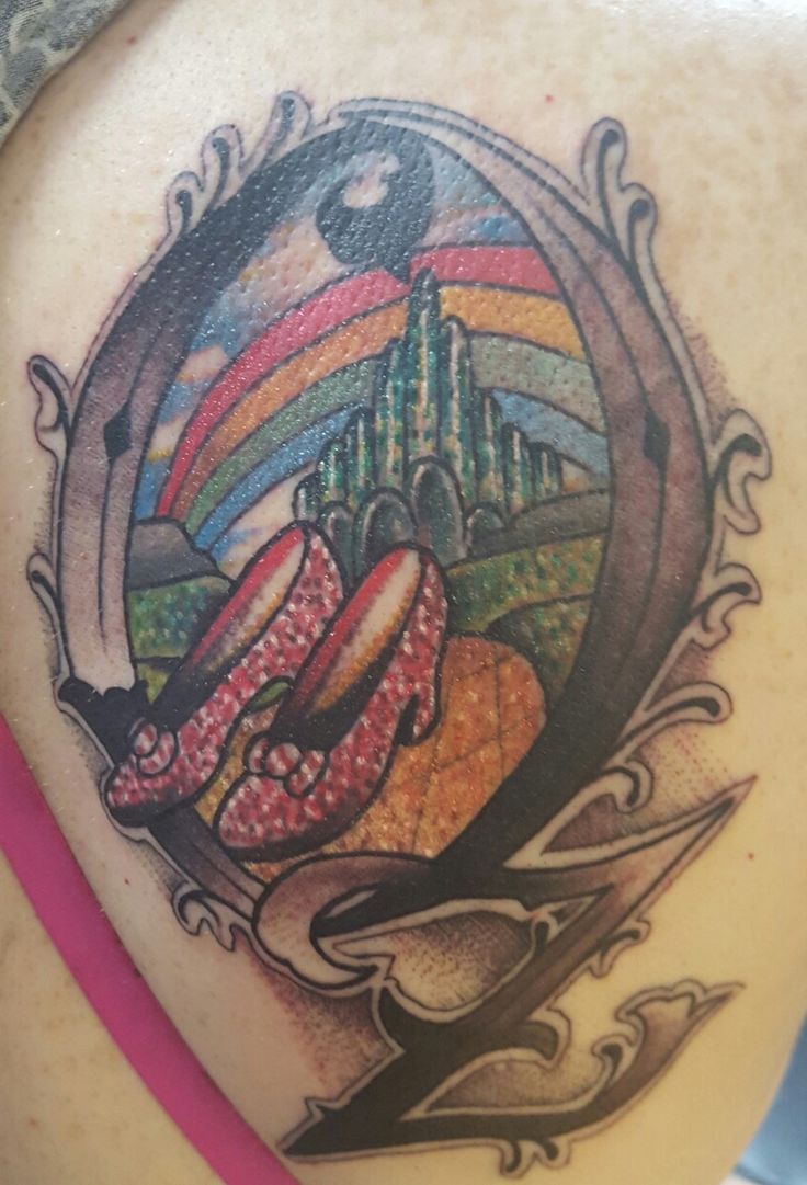 Pin By Tonya Riddle On Tattoo Ideas Wizard Of Oz Tattoos Oz Tattoo