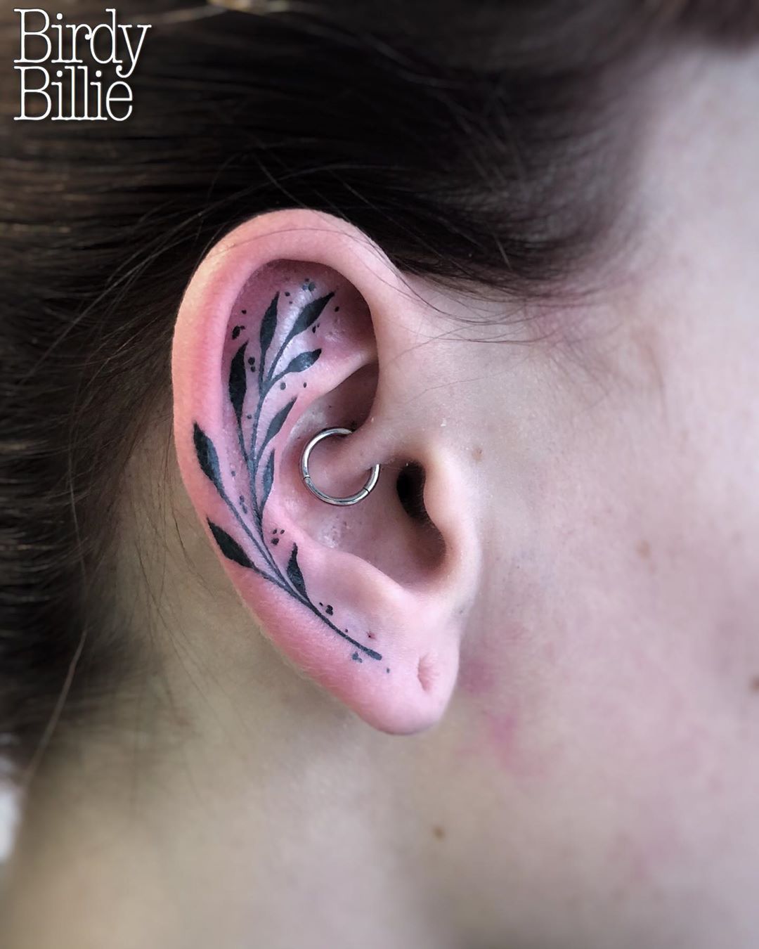 Pin On Tatuajes Ear Tattoo Creative Tattoos Inner Ear Tattoo