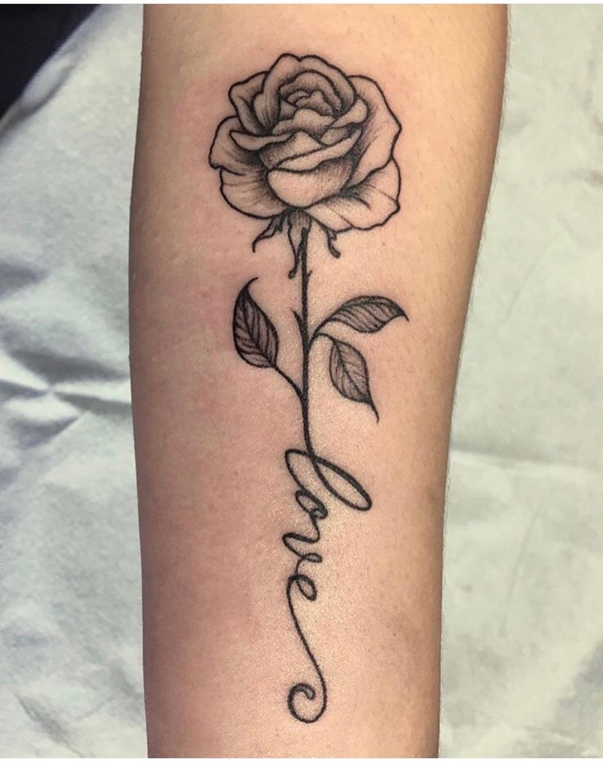 7 Stunning Rose Tattoo Designs for Your Next Ink