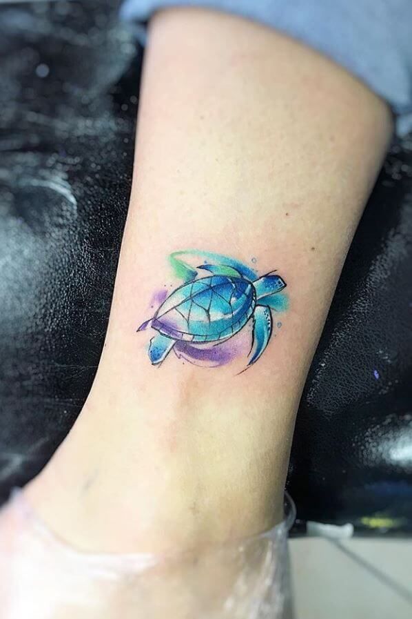 Sea Turtle On Wrist By Chris Bishop Turtle Tattoo Designs Trendy Tattoos Small Girly Tattoos