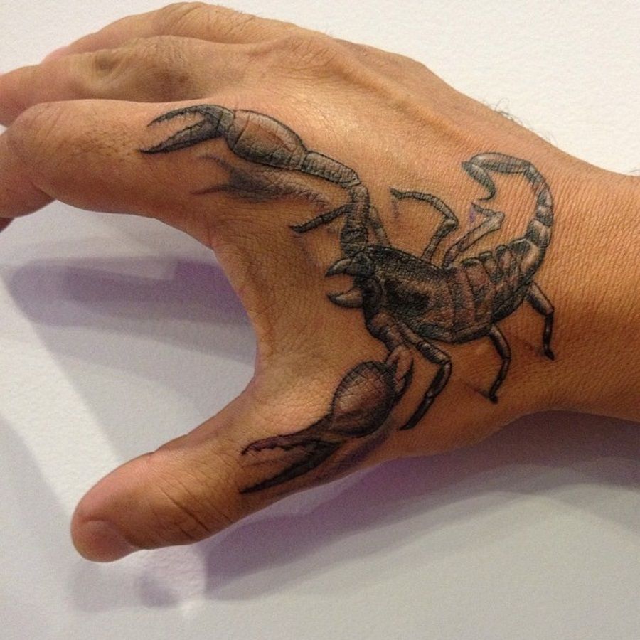 Share 78 Scorpion Back Tattoo Female Best In Eteachers