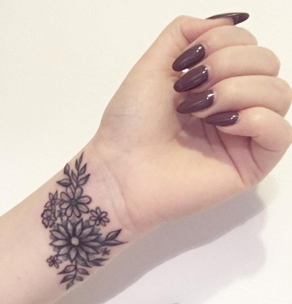 Simple And Elegant 63 Meaningful Wrist Tattoos For Women Wrist