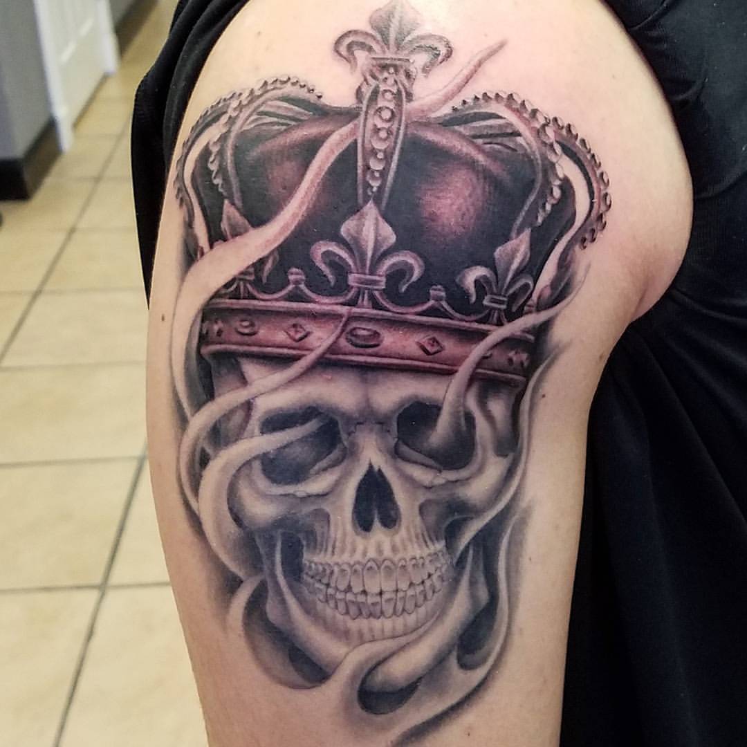 Skull With Crown Tattoo Crown Tattoos Skull Tattoo Design Arm Band