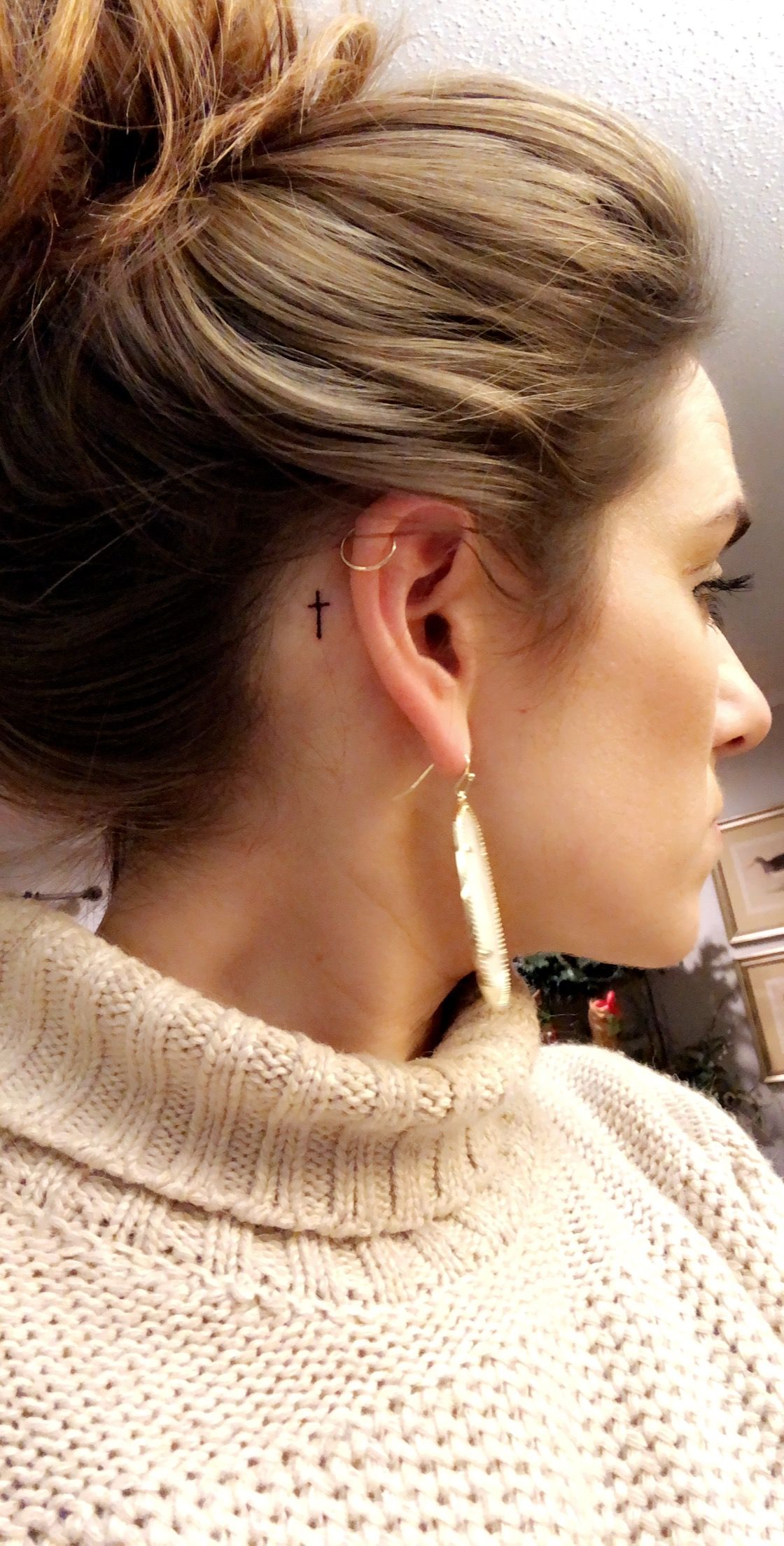 Small Cross Tattoo Behind Ear: Meaningful and Stylish Choice