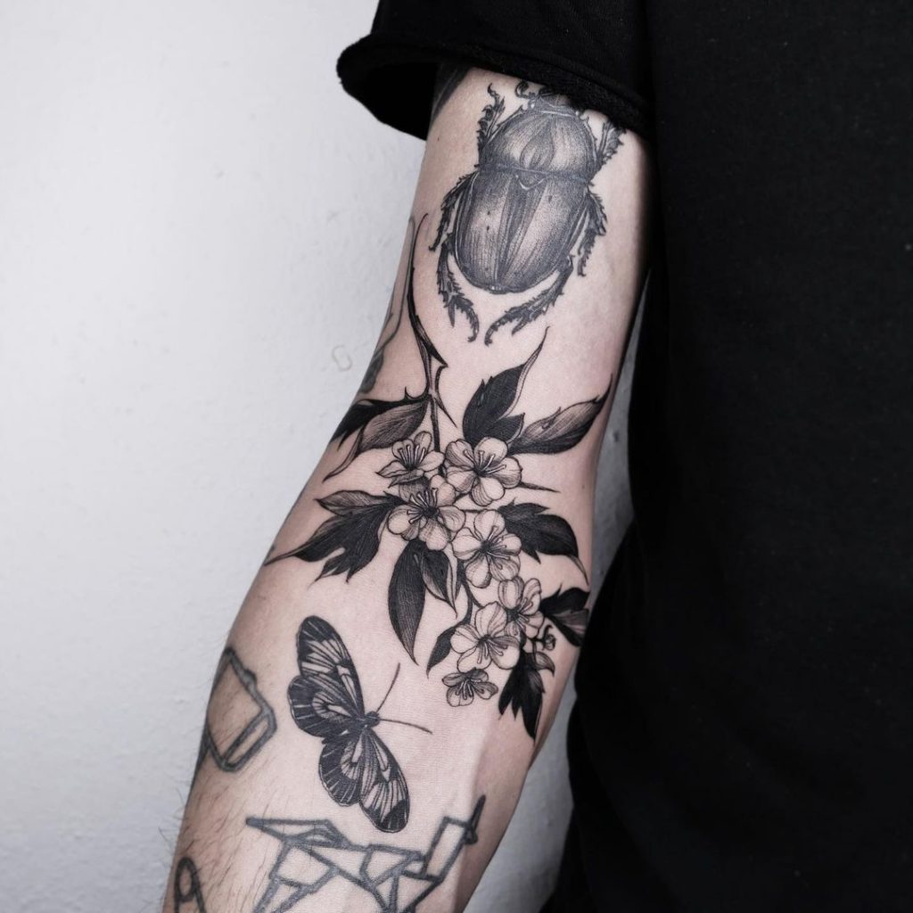 25 Small Filler Tattoo Ideas for Subtle Artwork