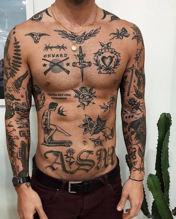 5 Small Tattoos for Men's Chest: Simple and Stylish Ideas