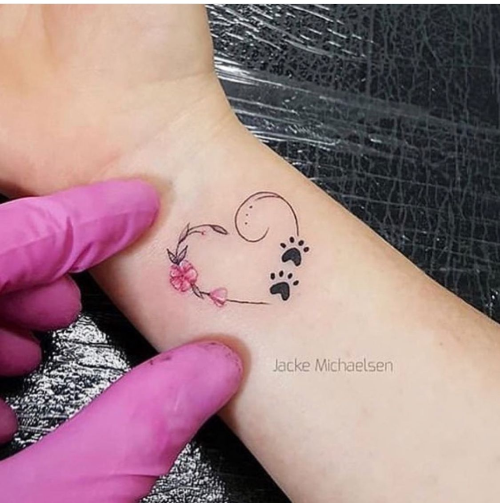 Tattoo Dog Memorial Tattoos Creative Tattoos Dog Paw Tattoo