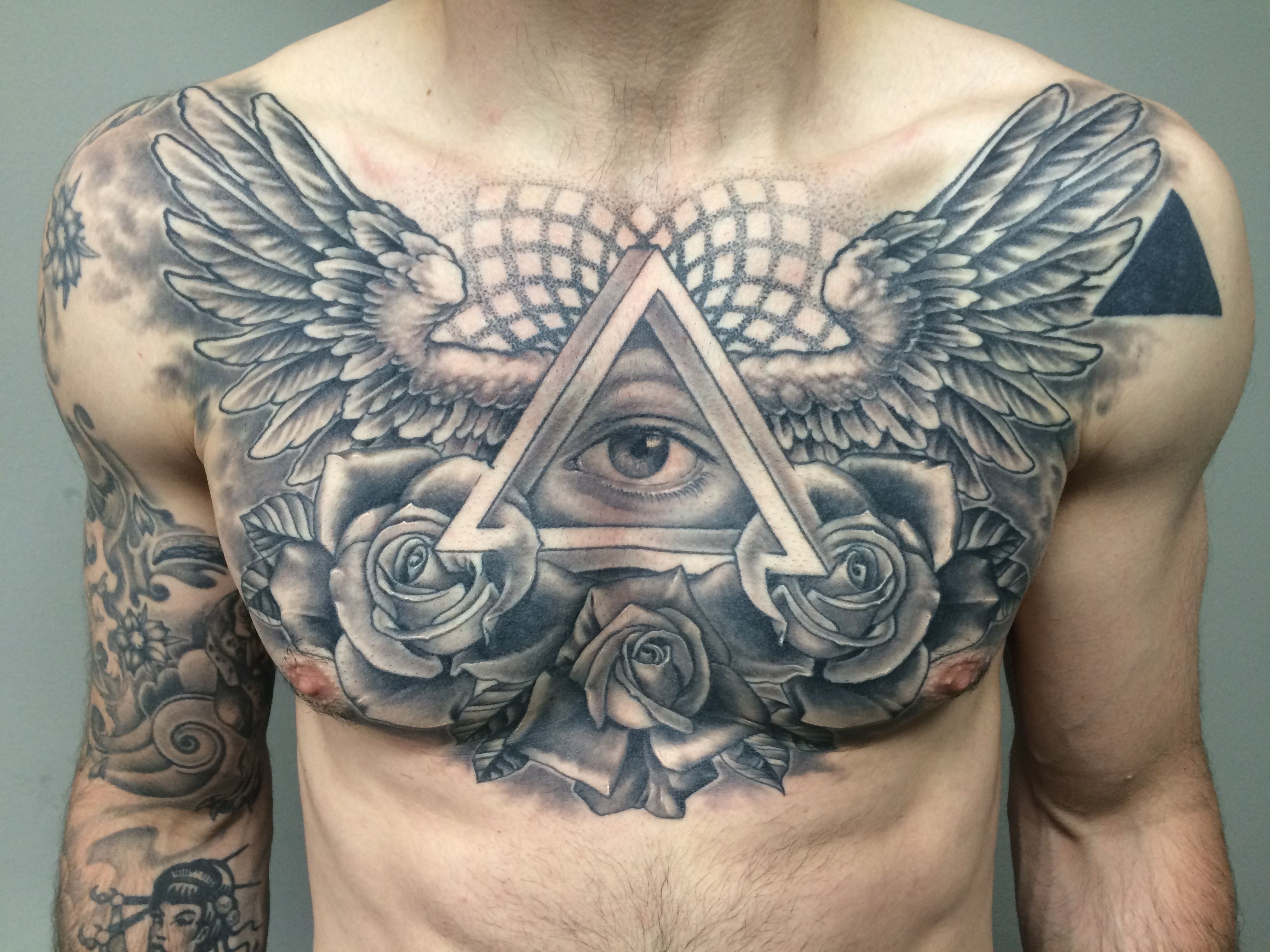 5 Stunning Chest Tattoo Ideas for Men