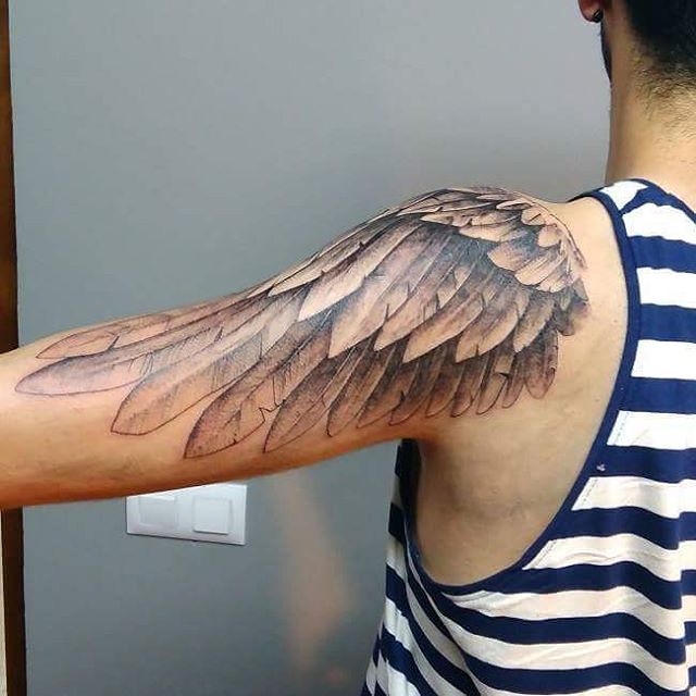 Shoulder Tattoo: Stunning Wings Design Ideas