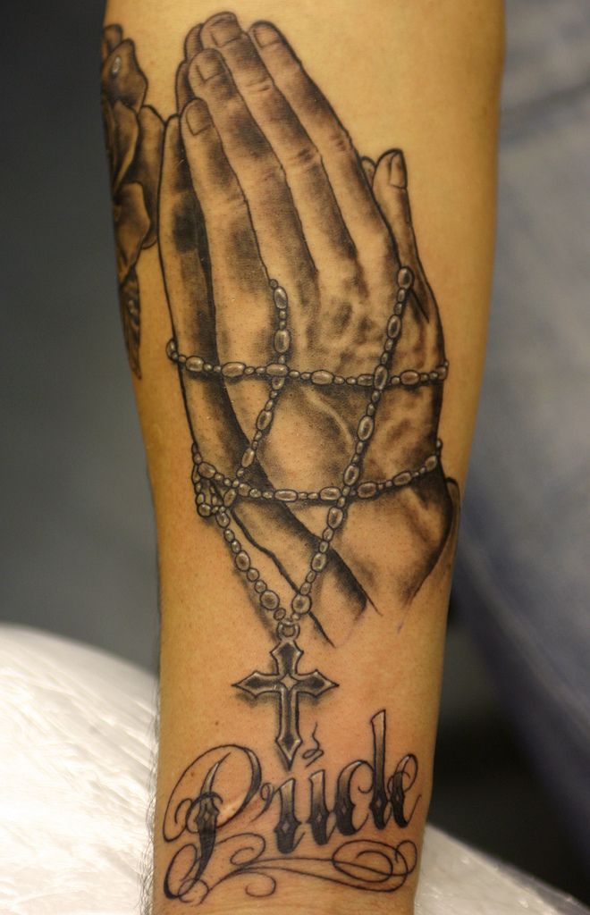 Tattoos Praying Hands Tattoo4 Rosary Tattoos Rosary Tattoos Sugar