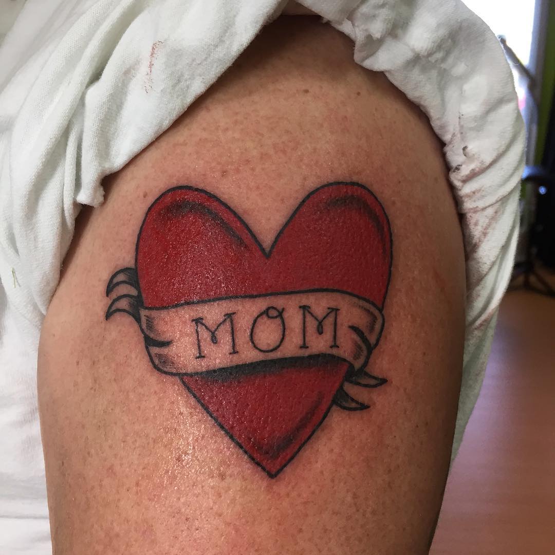 5 Touching Tattoo Ideas With Mom's Name