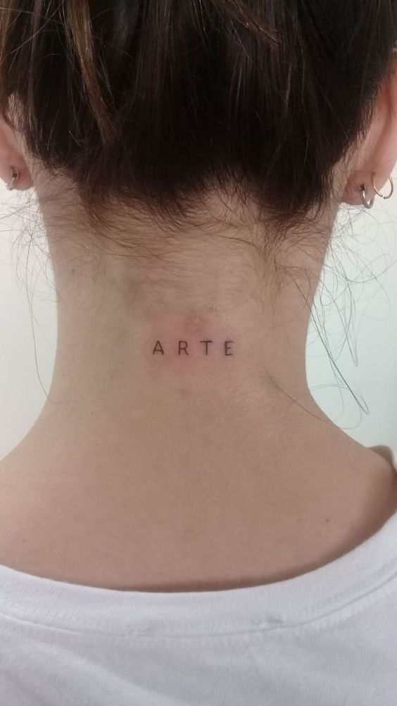 Tatuajes De Letras En El Cuello Las Mejores Ideas Y Dise Os