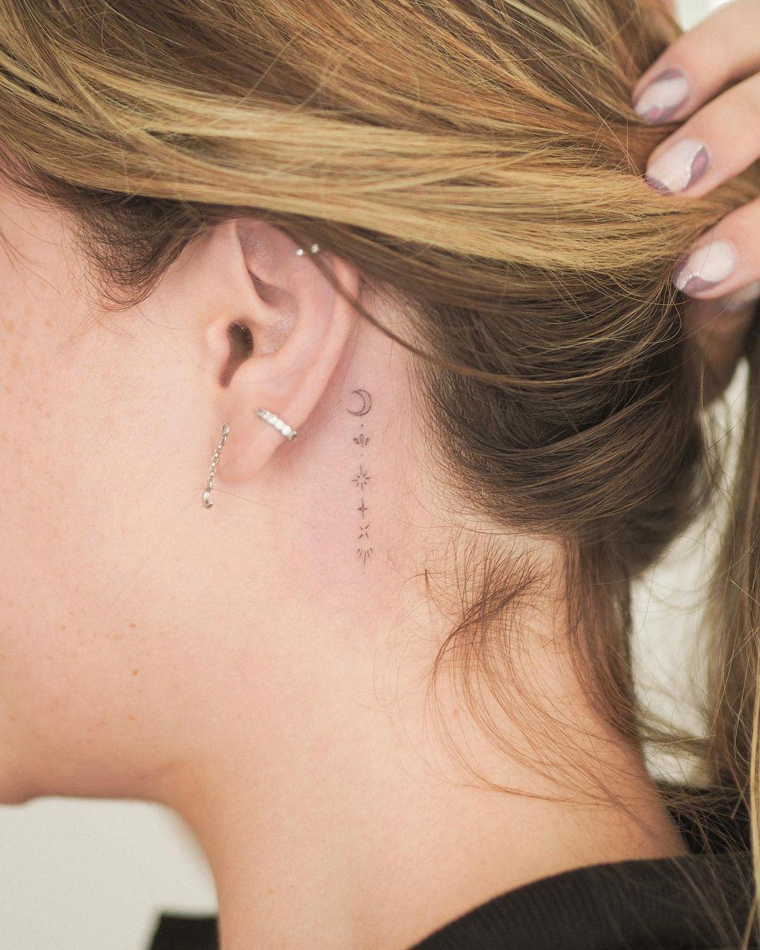 Tatuajes Peque Os En El Cuello Para Mujer 20 Dise Os Atrevidos Pero