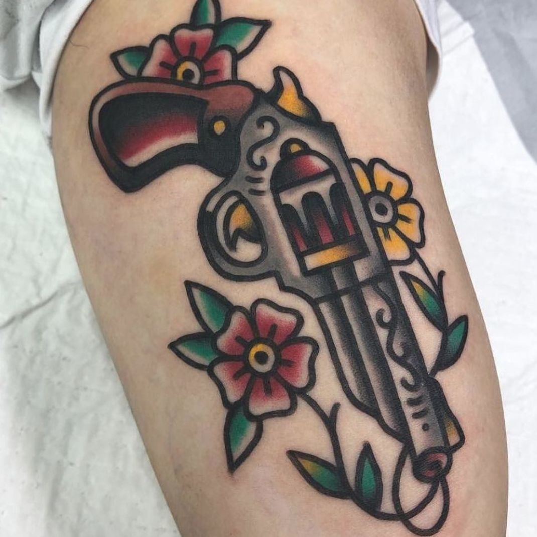 Traditional Gun Tattoo Design