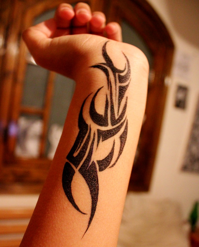 5 Stunning Tribal Wrist Tattoo Designs for 2023