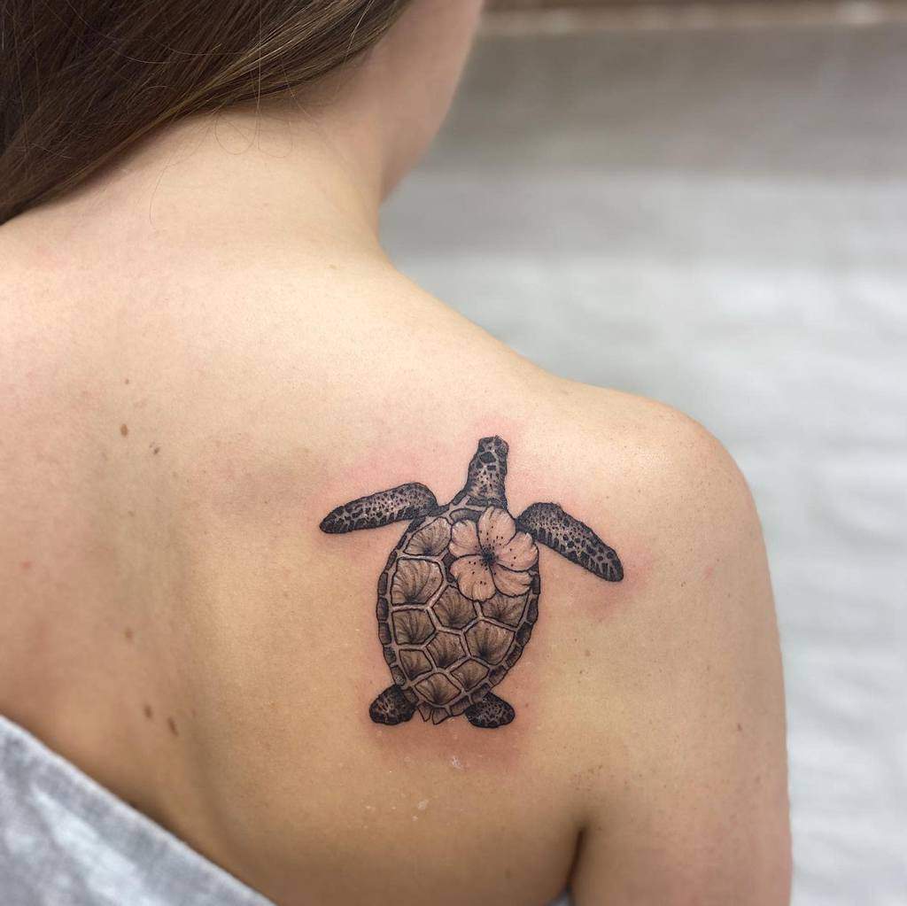 7 Elegant Turtle Tattoos Perfect for Women