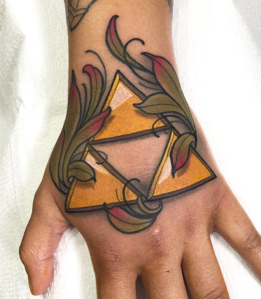 5 Stunning Zelda Triforce Tattoo Hand Ideas